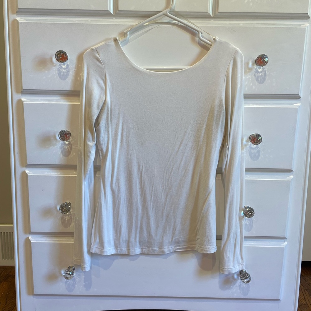 Carly Jean Los Angeles White scoop neck shirt  - Size Small